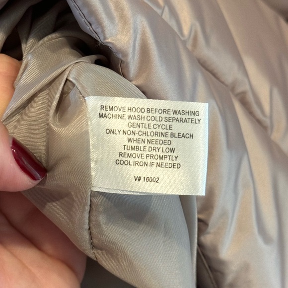 Plus Size Winter Coat - Picture 7 of 9